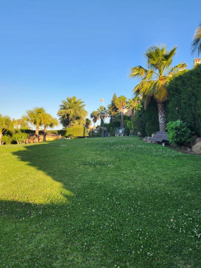 Deluxe Studio Athos 50 Mp Garden Patio Benalmadena Golf & Beach Екстериор снимка